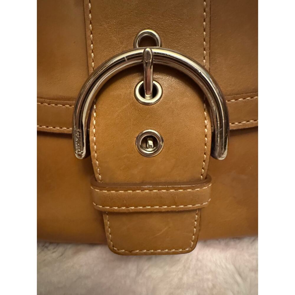 Vintage Coach Soho Hamptons Buckle saddle flap brown shoulder bag - Picture 3 of 10